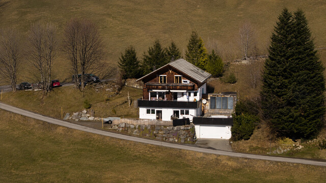 Natur, Ruhe und Sonne vereint – Ihr Zuhause am Dünserberg!