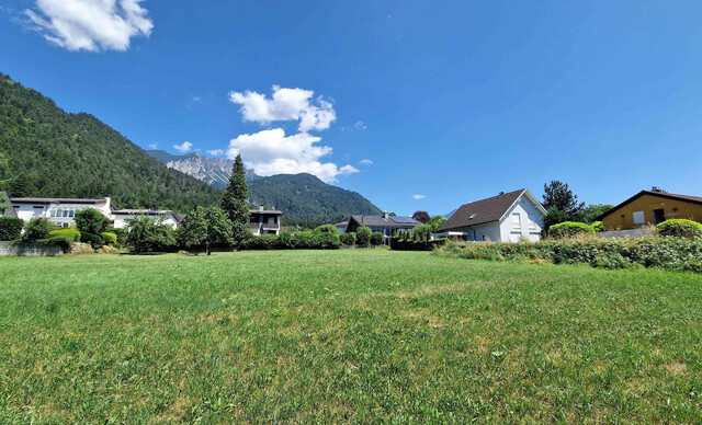 Sonniges Grundstück mit Weitblick zu verkaufen