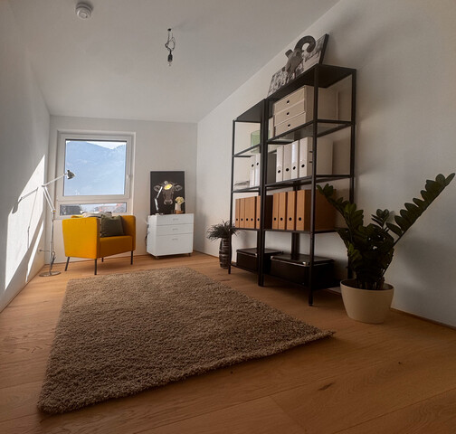 4-Zi-Wohnung mit großer Loggia.