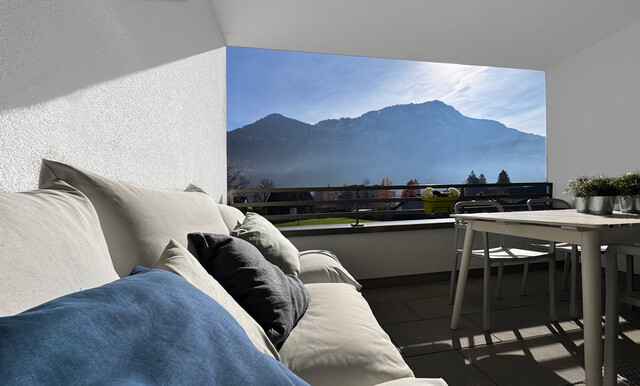 4-Zi-Wohnung mit großer Loggia.