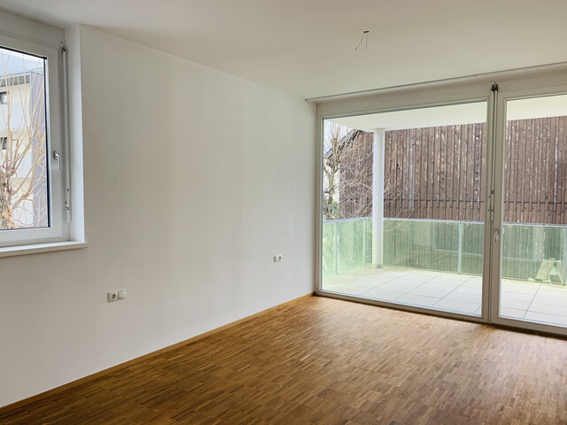 Viel Platz und Sonne!  3 Zimmer Wohnung mit großer Terrasse in Tosters , GRENZNAH!!!