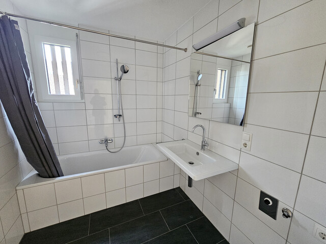 Moderne 3-Zimmer-Wohnung in ruhiger Lage / hochwertige Bauweise / kontrollierte Be- und Entlüftung / e-mobility ready