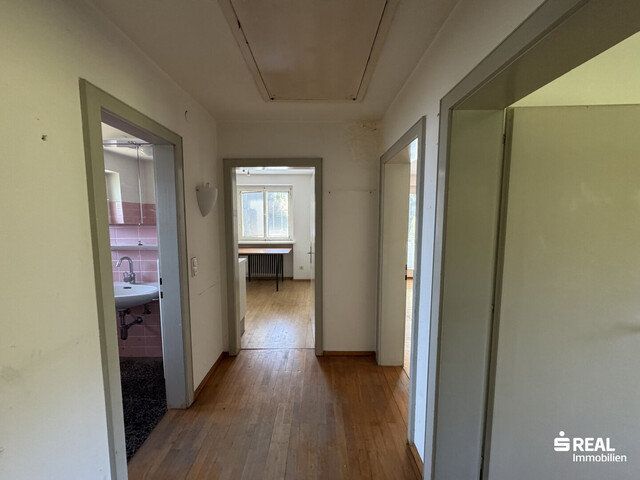 Tolles Grundstück mit Altbestand in super Lage