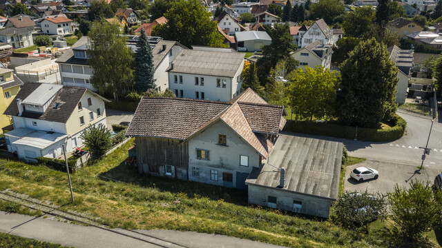 Sehr schönes Grundstück für Einfamilien- oder Doppelhaus