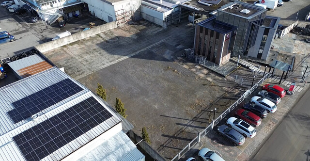 Repräsentative Frei- und Lagerflächen in Top-Lage!