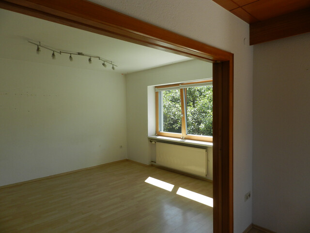 Toller Bungalow - saniert inkl. Keller und Garage!