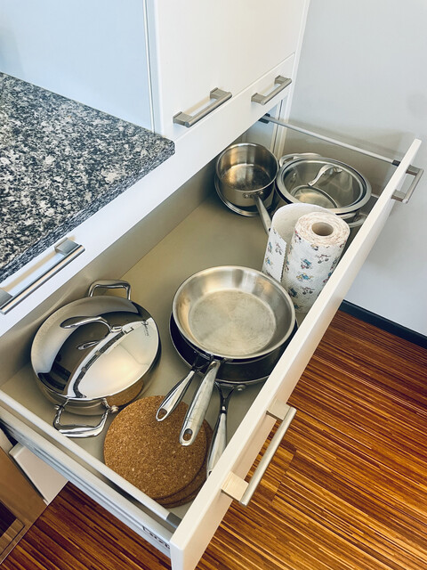 Provisionsfrei: Wunderschöne Wohnung im Eigentumsstandard (auf Wunsch möbliert und ausgestattet)