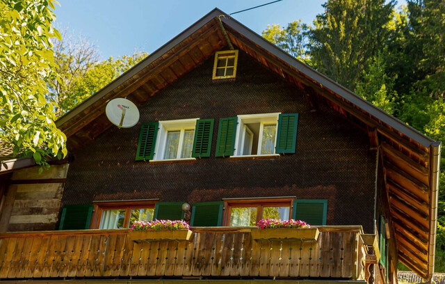 Einfamilienhaus/Ferienhaus in absoluter Ruhelage