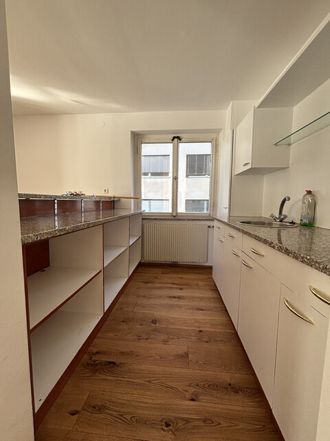 super Lage! Geschäftslokal 147 m² mit Schaufenster