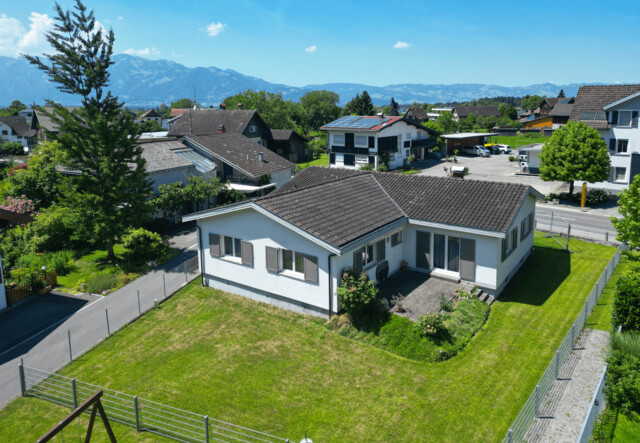 Familienidylle in Rankweil – Haus mit großem Garten und viel Potenzial