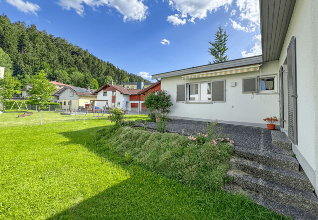 Familienidylle in Rankweil – Haus mit großem Garten und viel Potenzial