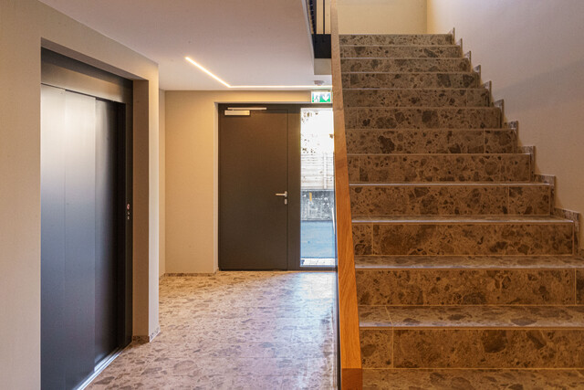 Ruhige, modernde und sehr helle 3-Zi-Terrassenwohnung