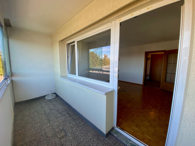 "ohne Provision"  helle 1,5 Zimmer Wohnung mit Balkon