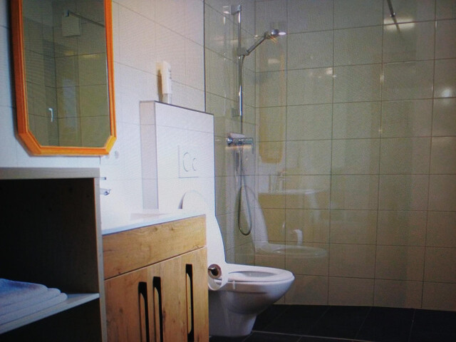 ebenerdige vollmöblierte 2 Zimmer-Wohnung in wunderschöner Lage