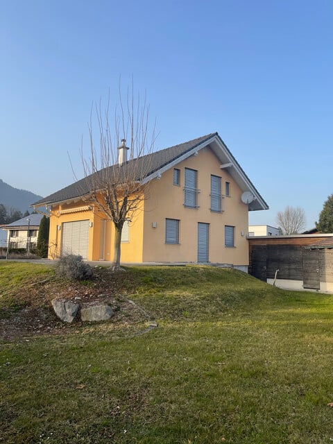 Sonnendurchflutetes und gepflegtes Einfamilienhaus in ruhiger Lage 