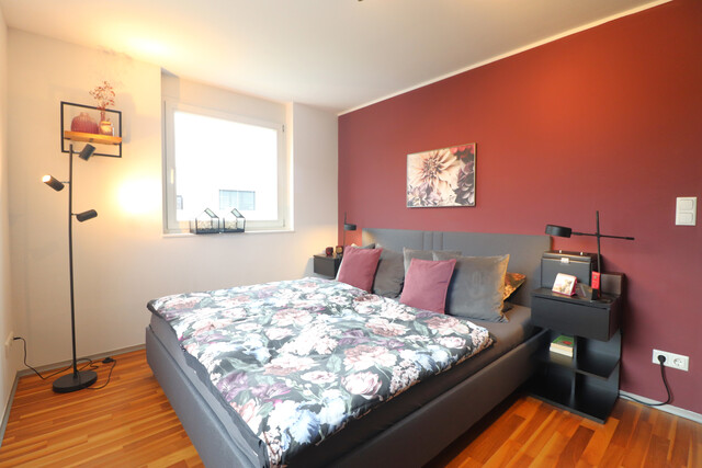 Feldkirch-Altenstadt: äußerst gepflegte Wohnung mit geräumiger Terrasse und 2 Tiefgaragen-Plätzen