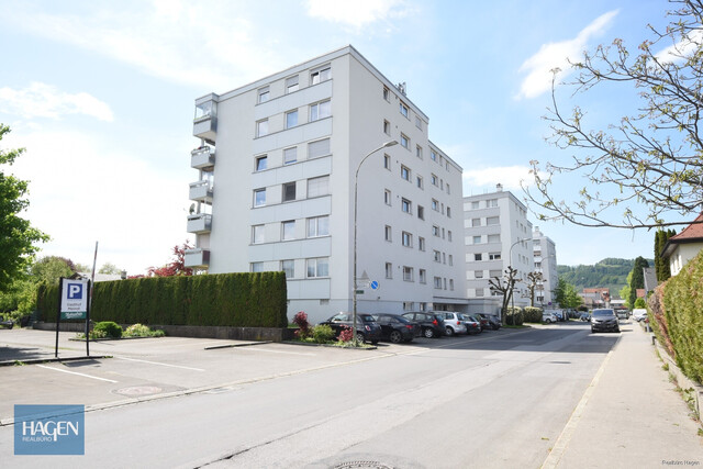 Vermietete 5-Zimmer-Wohnung mit Garage in zentraler Lage in Lustenau