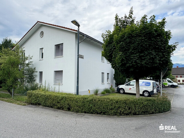 Großzügige 2-Zimmer-Dachgeschosswohnung