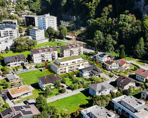 Wohnanlage "Glattenstein" - Kompakte 5-Zimmer-Gartenwohnung - Top 3