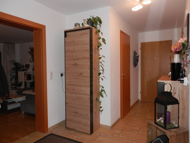 Wohnhighlight mit Top-Ausstattung – 4-Zimmer-Wohnung mit Balkon & Einzelgarage!