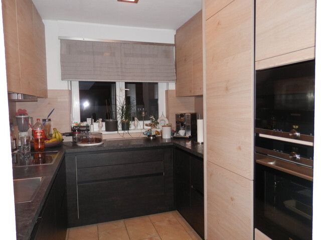 Wohnhighlight mit Top-Ausstattung – 4-Zimmer-Wohnung mit Balkon & Einzelgarage!