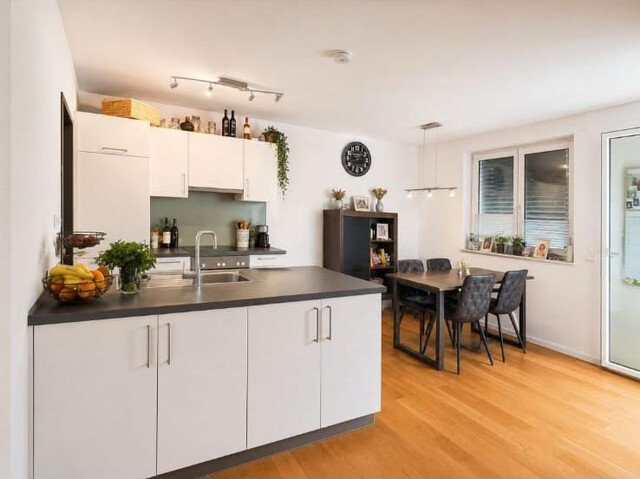 Helle neuwertige Wohnung mit großem Balkon in Frastanz ab 1. September 2026 zu vermieten.