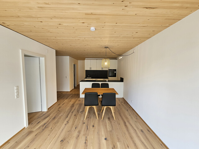 Attraktive 2-Zimmer-Wohnung, 53 m² – Pauschalmiete inkl. Strom & WLAN