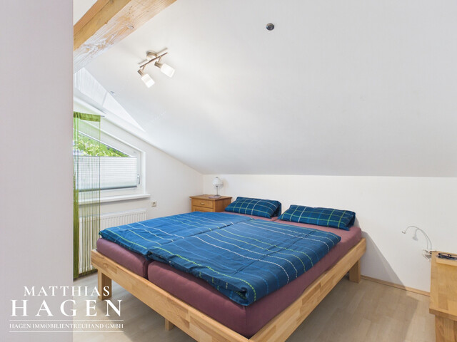 Wohnen mit traumhaftem Bodenseeblick: 4-Zimmer-Dachgeschosswohnung
