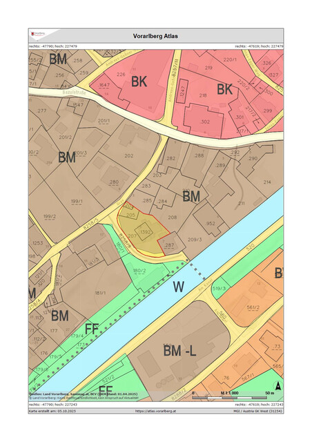 CHARMANTES EINFAMILIENHAUS MIT VIEL GARTEN