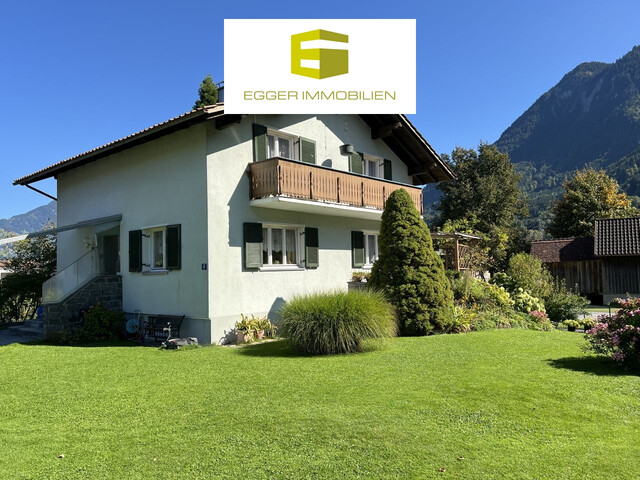 CHARMANTES EINFAMILIENHAUS MIT VIEL GARTEN