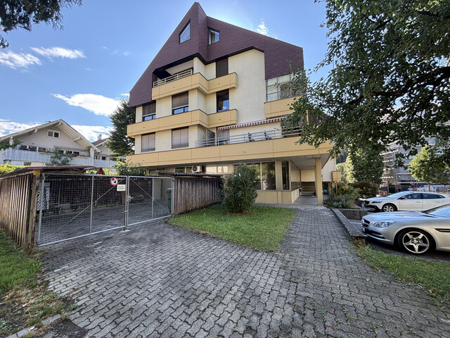 "ohne Provision" geräumige, helle 2,5 Zimmer Wohnung mit Balkon in Grenznähe mit Gartenmitbenützung