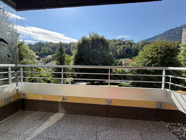 "ohne Provision" geräumige, helle 2,5 Zimmer Wohnung mit Balkon in Grenznähe mit Gartenmitbenützung