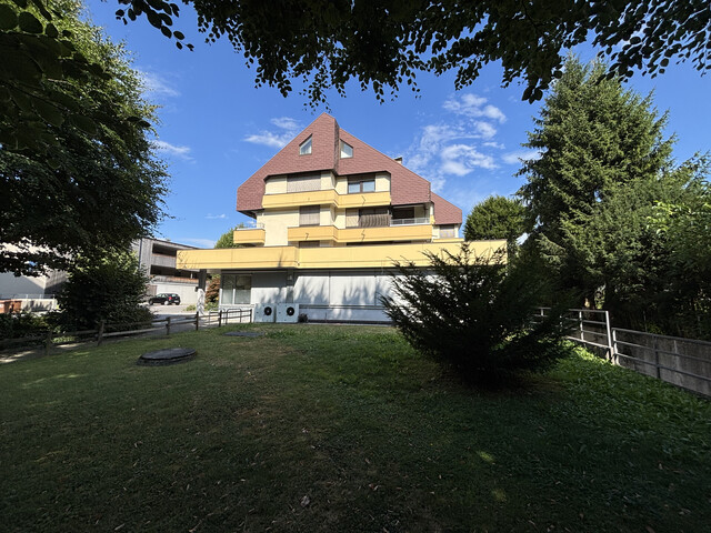 "ohne Provision" geräumige, helle 2,5 Zimmer Wohnung mit Balkon in Grenznähe mit Gartenmitbenützung