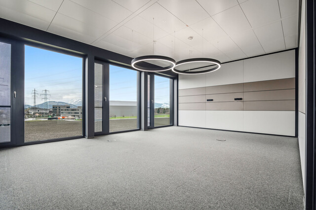 Variable Bürofläche in hochmodernem Neubau – Top-Lage an der A14-Abfahrt