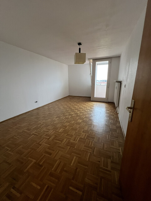 Unglaublich dieser Preis! 3 Zimmer-WHG - toller Ausblick bis zum Bodensee und 90m² Wohnfläche!