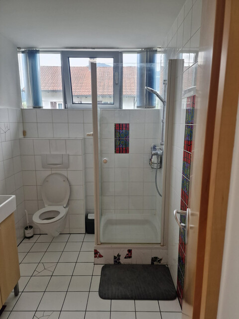 Stilvolle und moderne 2 Zimmerwohnung ab sofort zu vermieten