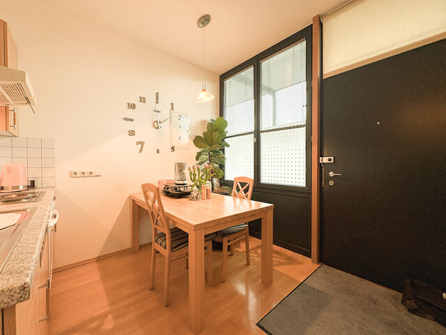 Pauschalmiete - Möblierte 1,5-Zimmer-Stadtwohnung inkl. TG