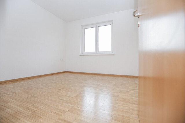 3-Zimmer-Wohnung in top Zustand mit großem Balkon - ruhig gelegen