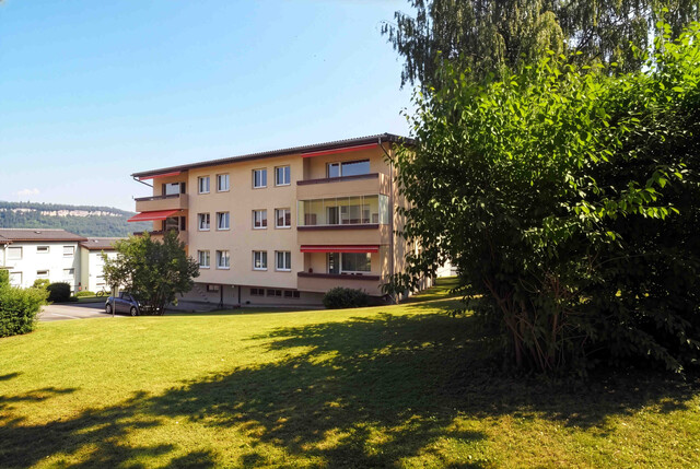 Flexibel nutzbare 4 Zimmer Wohnung mit Bergblick, Balkon und Garage in Feldkirch