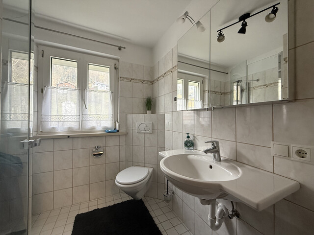 Kennelbach  |  600 m² Grund  |  2 Wohneinheiten  |  Saniert