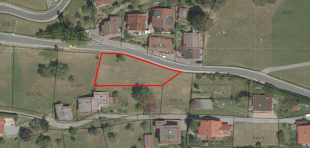 Sonniges Grundstück mit ca. 899 m² am Fuße des Bartholomäbergs!