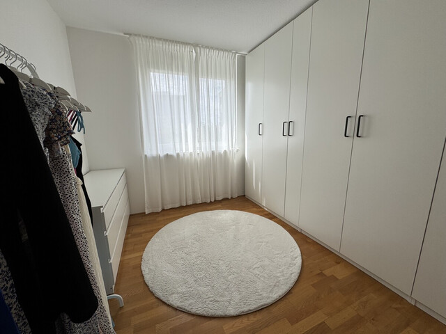 Helle, gepflegte 4-Zimmer-Wohnung mit Südwest-Terrasse in ruhiger Wohnanlage