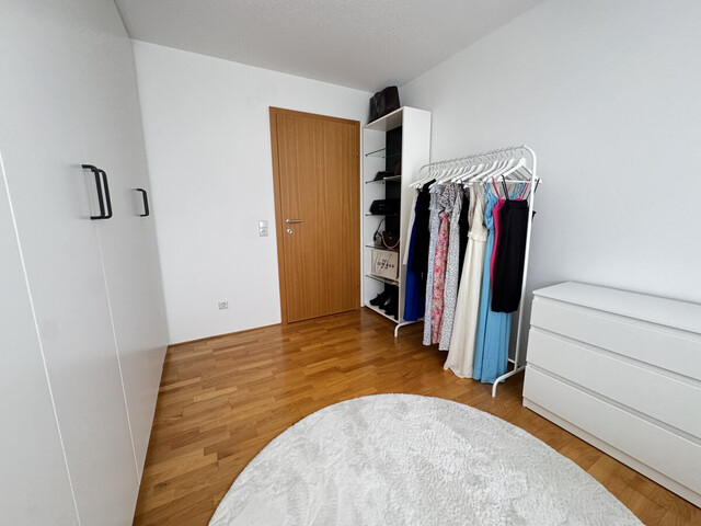 Helle, gepflegte 4-Zimmer-Wohnung mit Südwest-Terrasse in ruhiger Wohnanlage