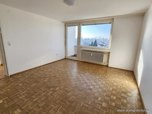 Zentral wohnen mit Weitblick – Großzügige 4,5-Zimmer-Wohnung mit drei Balkonen und Alpenpanorama