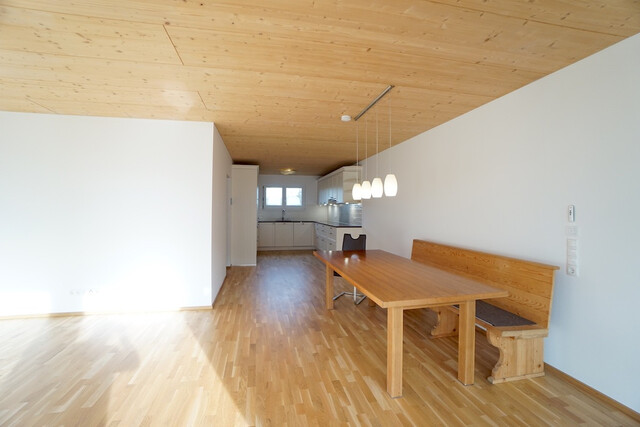 Ruhige, stilvolle Doppelhaushälfte privat zu vermieten