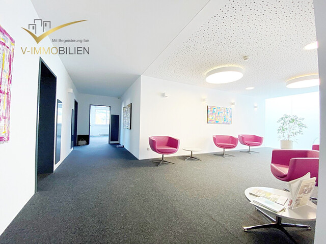 Lichtdurchflutete - Klimatisierte Bürofläche