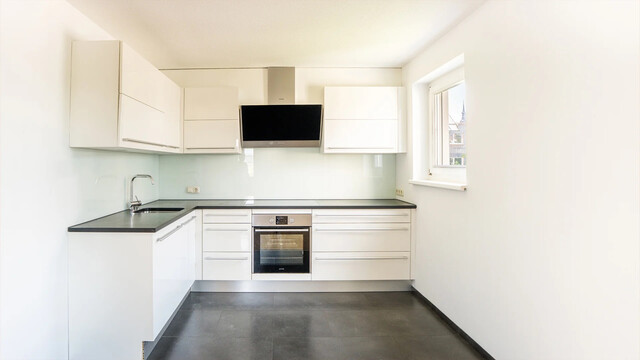 2- Zimmer Wohnung in Höchst zu vermieten