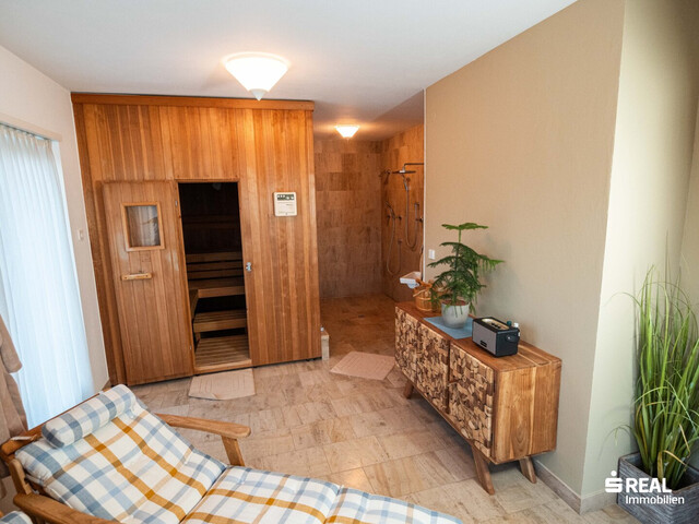 Exklusives Anwesen mit eigenem Weiher – Einmalige Villa in absoluter Ruhelage