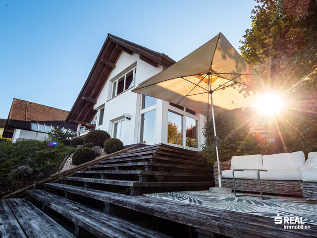 Exklusives Anwesen mit eigenem Weiher – Einmalige Villa in absoluter Ruhelage