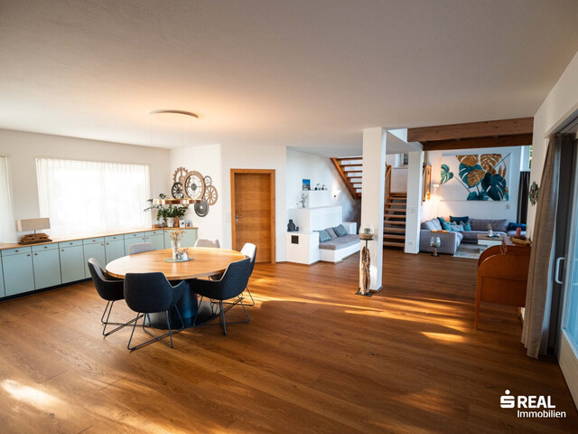 Exklusives Anwesen mit eigenem Weiher – Einmalige Villa in absoluter Ruhelage